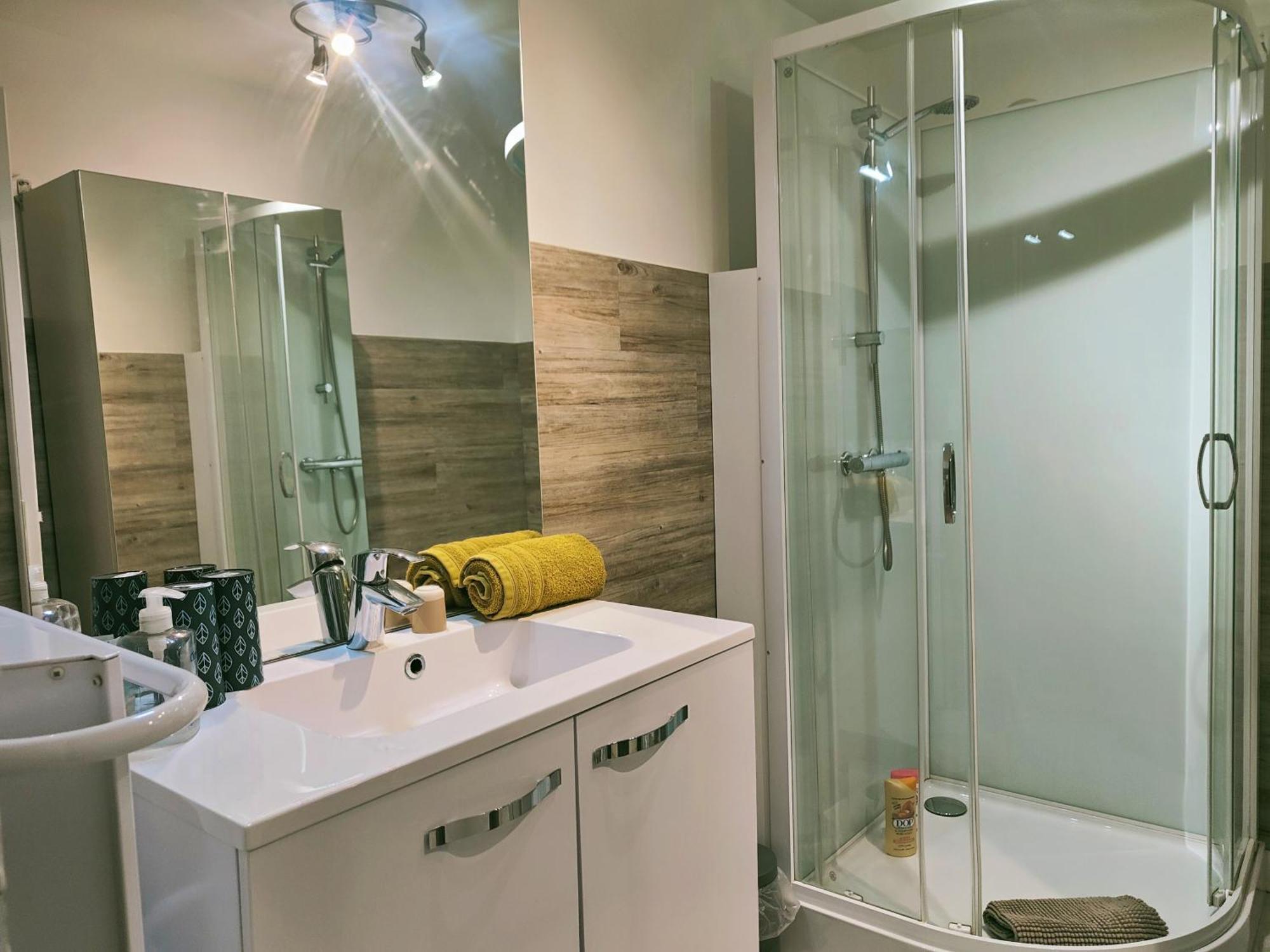 Les Appartements Du Marche Dinan Zewnętrze zdjęcie
